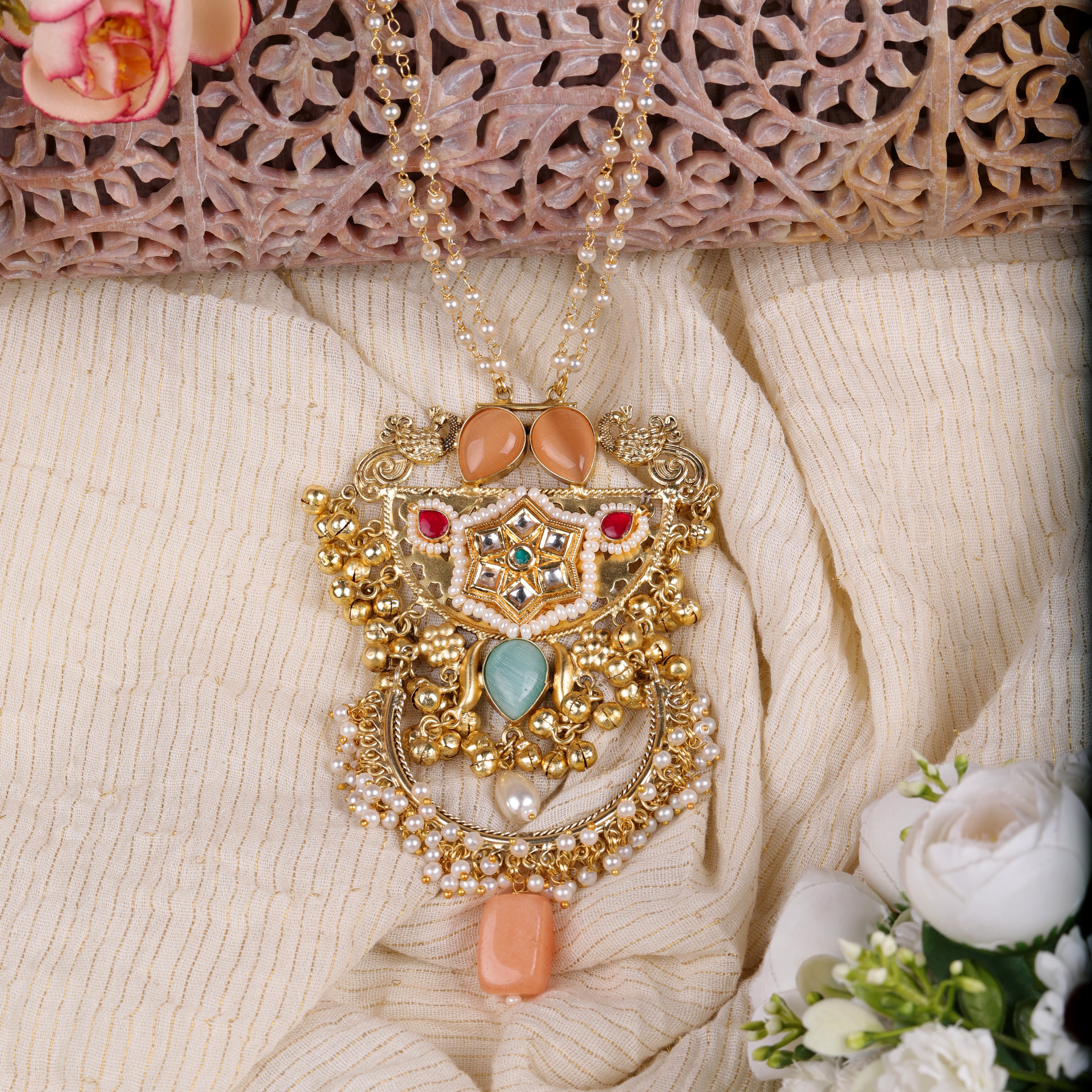 Shashi Chandbali Pendant