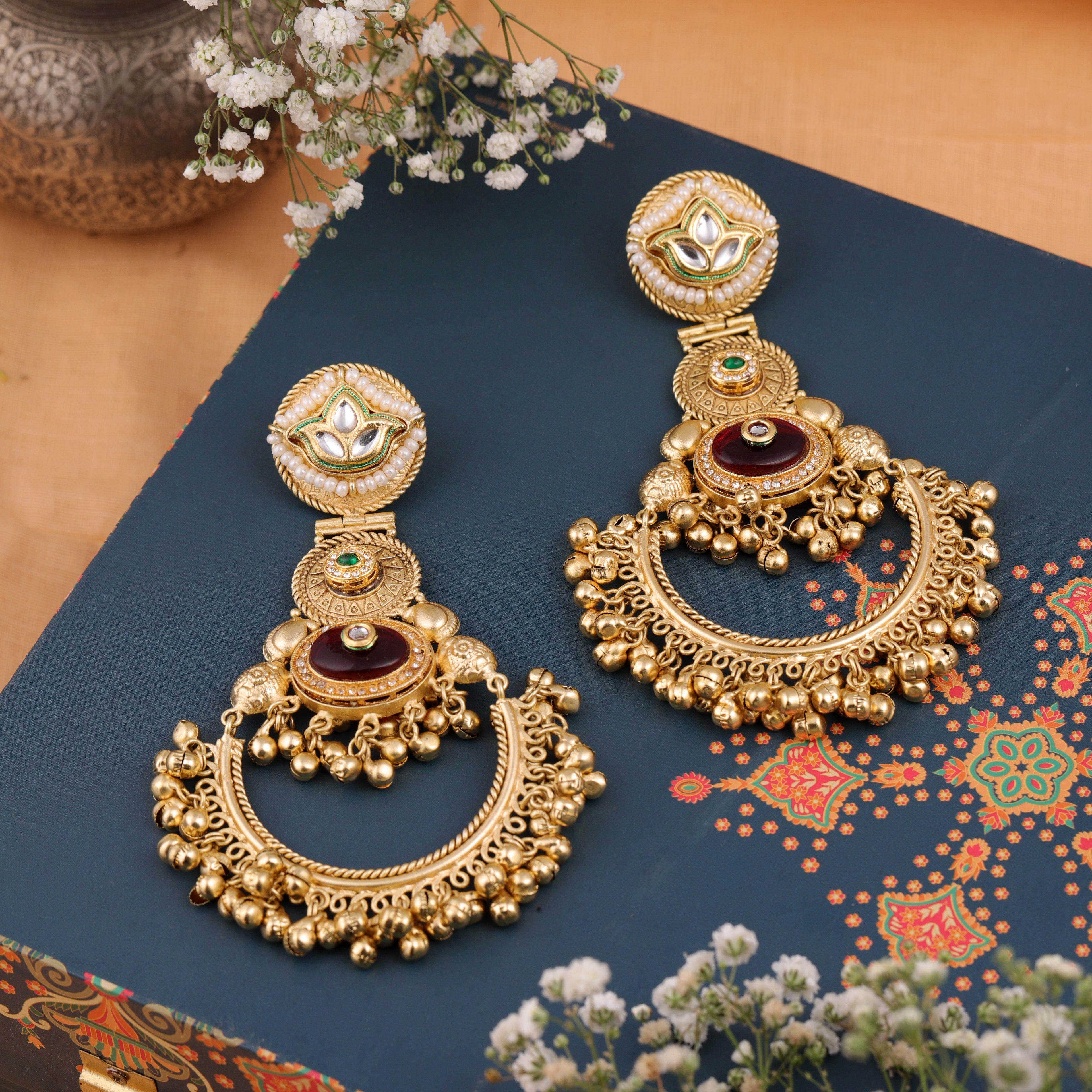 Swarna Chandbali Earring