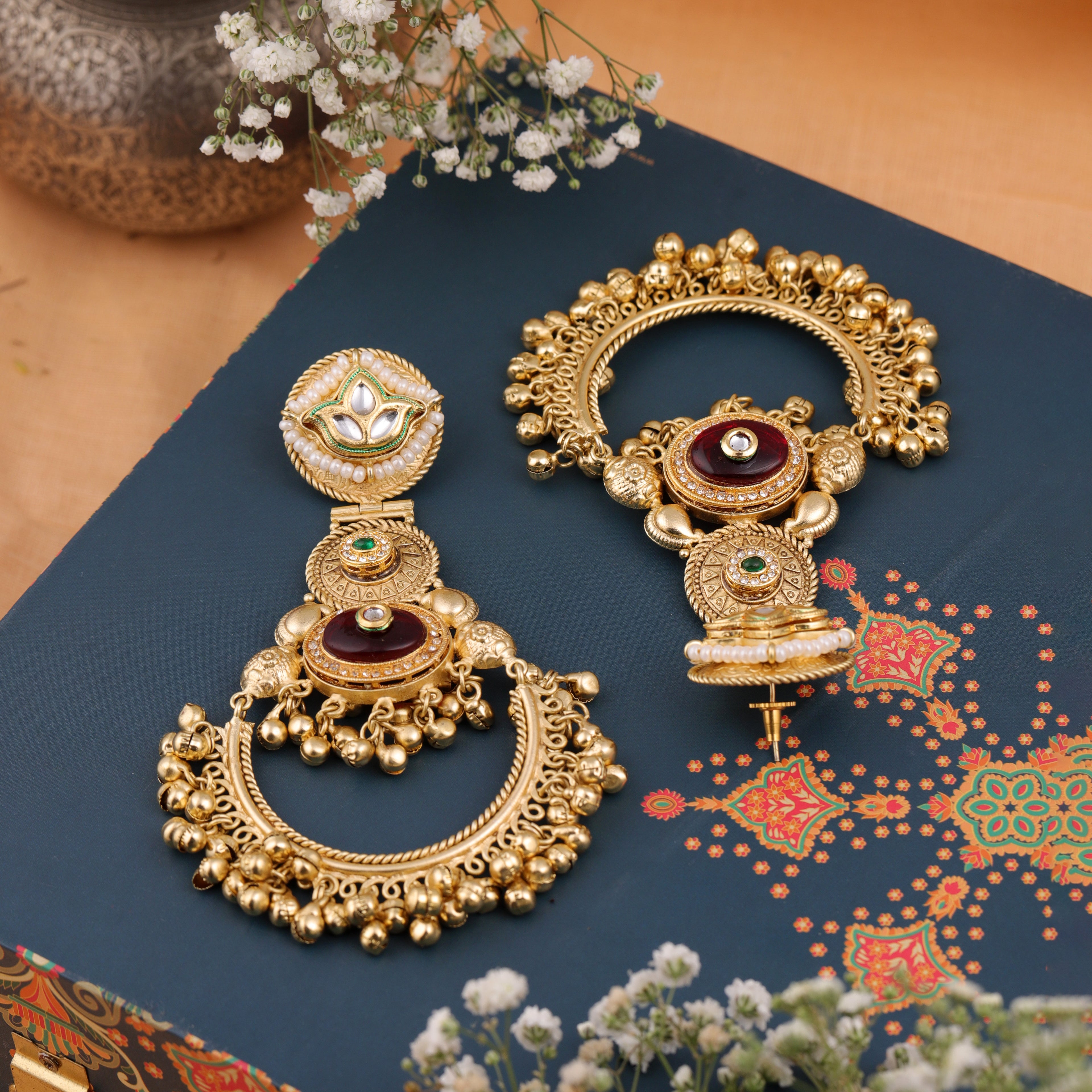Swarna Chandbali Earring